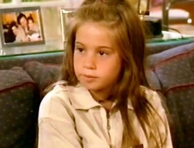 Δείτε πως είναι σήμερα η «Κορίνα» από το «Πάτερ Ημών» - 25 χρόνια μετά! (φώτο-βίντεο)